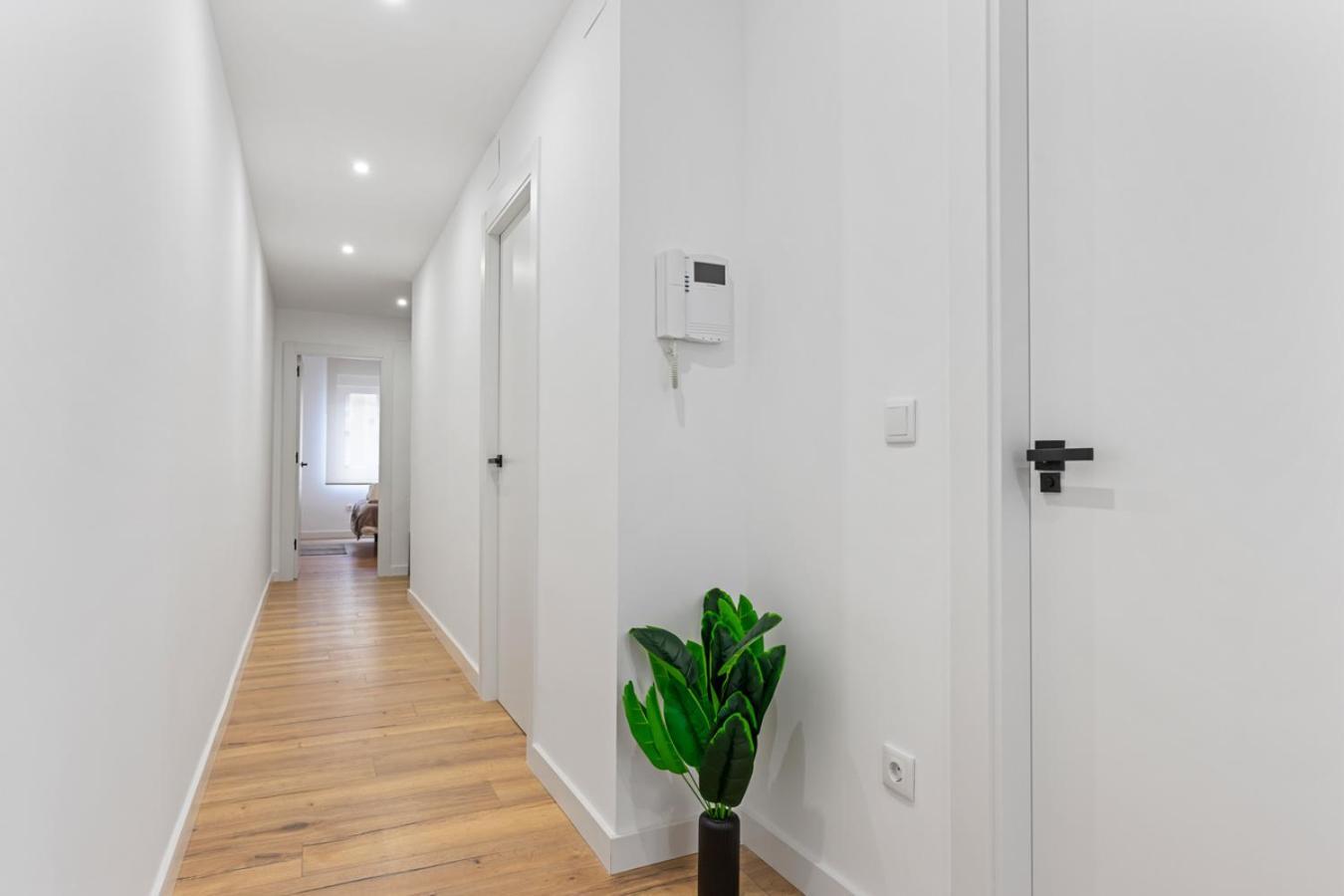 Dali, Espectacular Apartamento, Escritorio Y Wifi Gijón